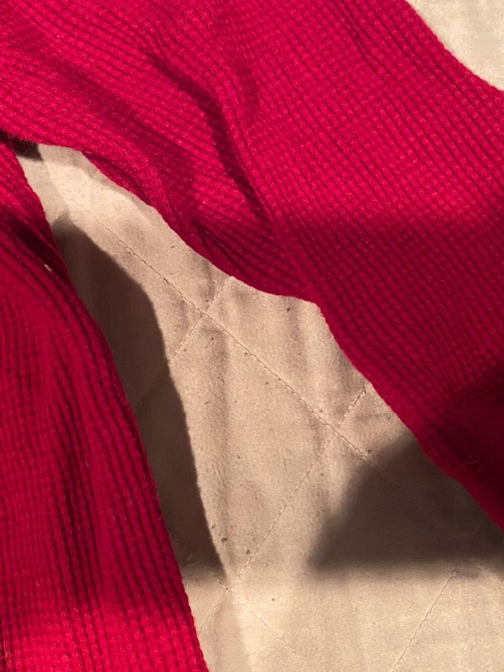 Gymboree-Size-2T-Boy's Red Reindeer Waffle long sleeve-great condition - Picture 5 of 9